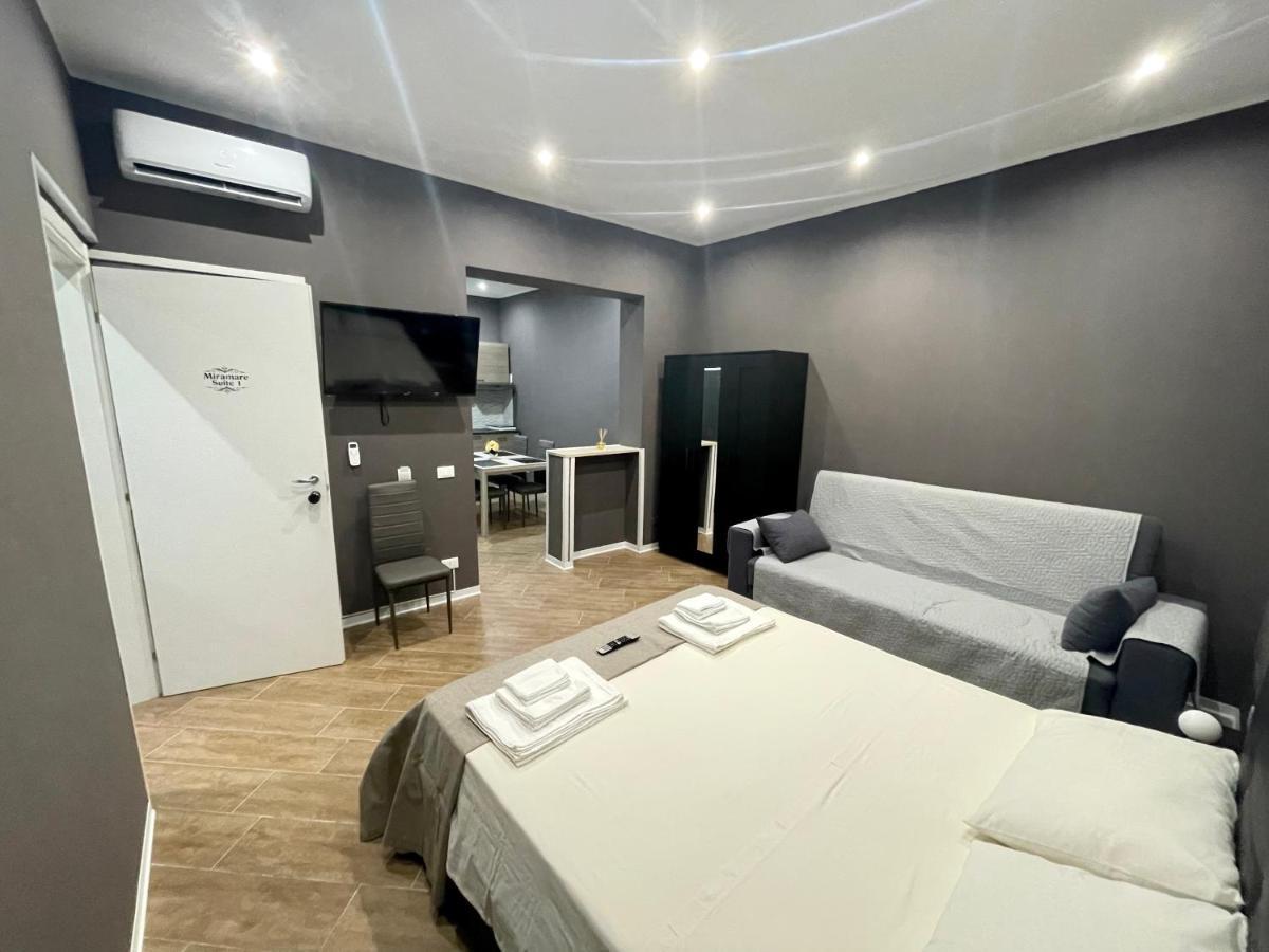 B&B Miramare Suite Borgo تارانتو المظهر الخارجي الصورة