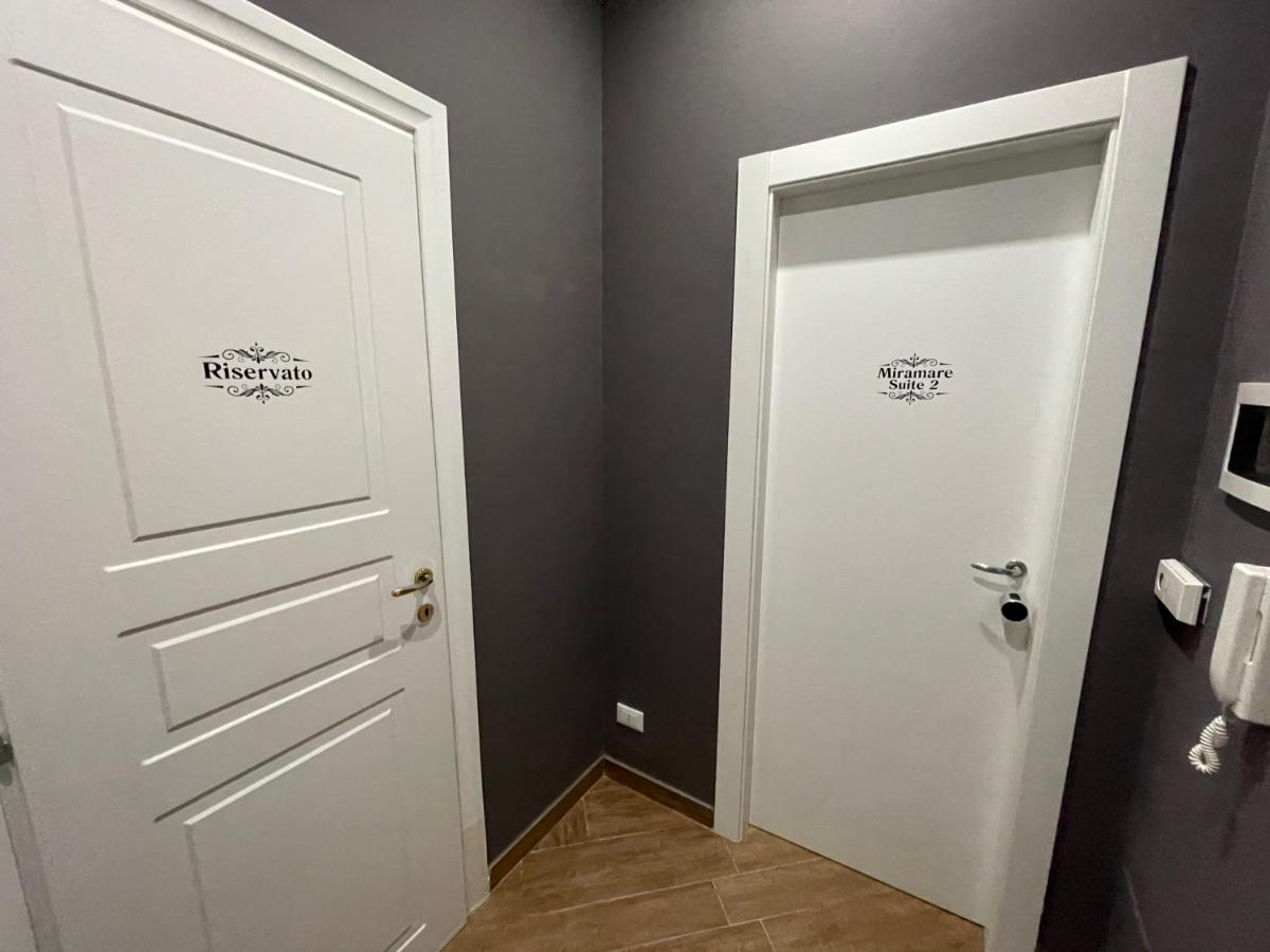 B&B Miramare Suite Borgo تارانتو المظهر الخارجي الصورة